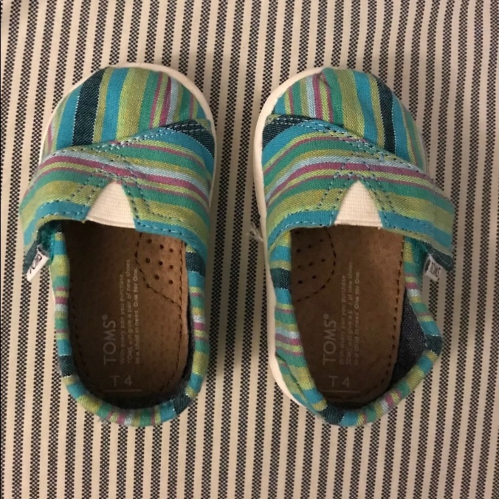 Toms shoes for babies